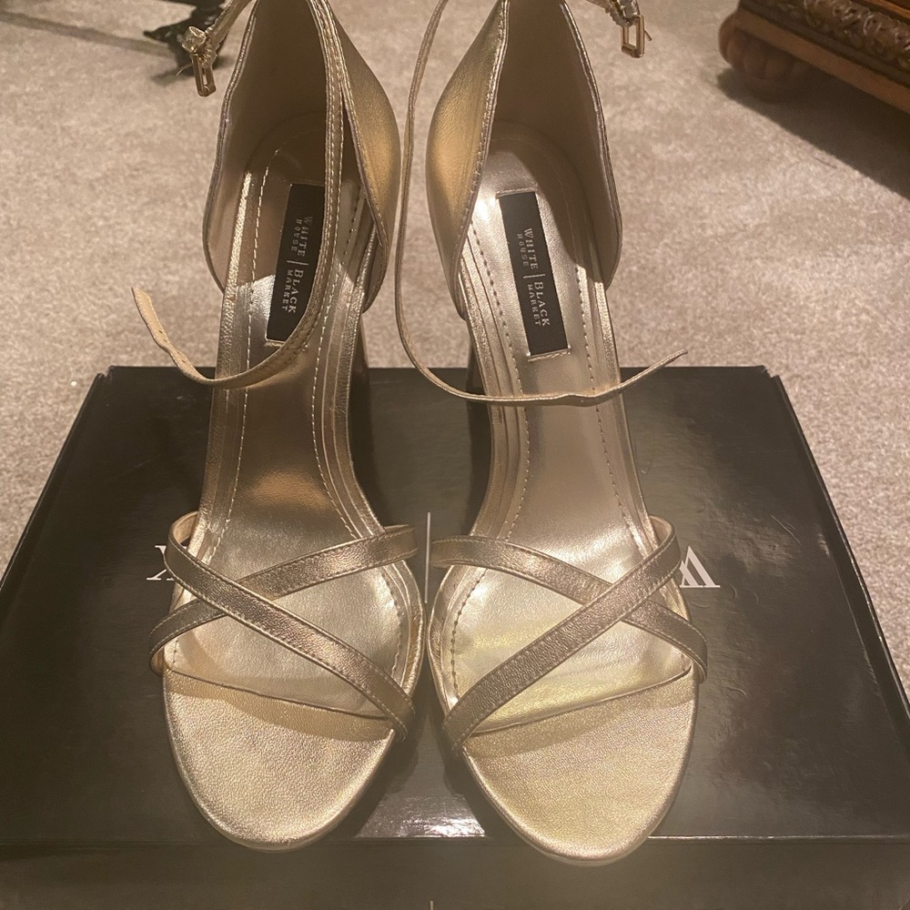 White House/Black Market, Sexy Gold Heel Shoes!
